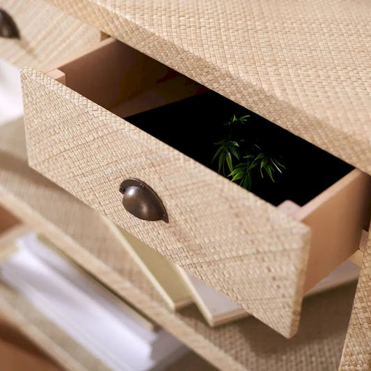 SAFAVIEH Iza Light Natural Raffia/ Gold Console Table - 31 W x 14 L x 30 H - 31Wx14Dx30H