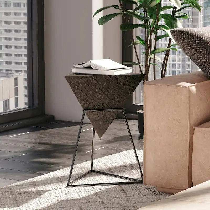 COZAYH Modern Geometric End Table with Wooden Top and Metal Base, Unique Pyramid Side Table Plant Stand for Office, Triangle